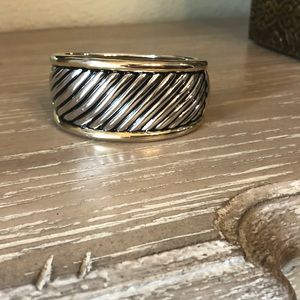 Hinge bracelet (stripe)